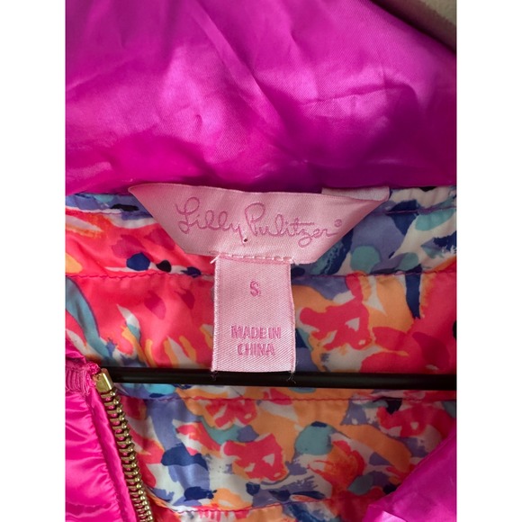 Lilly‎ Pulitzer Cora Vest Size Small Puffer Pink Gorpcore - Picture 4 of 8
